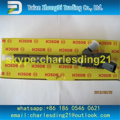 China El inyector común original y nuevo 0445110101 de Bosch del carril de combustible para HYUNDAI 33800-27000 hizo en COREA proveedor