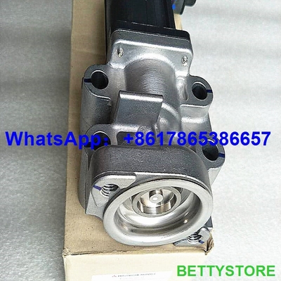China La VÁLVULA de la recirculación de los gases de escape de la válvula 1582A037 de la recirculación de los gases de escape de la recirculación de los gases de escape 1582A037 para Mitsubishi L200 2,5 hizo proveedor