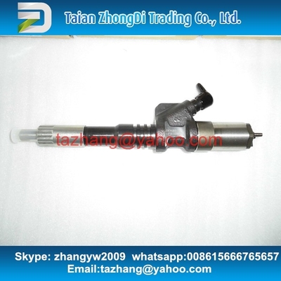 Inyector común auténtico del carril de DENSO 095000-1211 para el motor 6156-11-3300 de KOMATSU PC450-7 proveedor