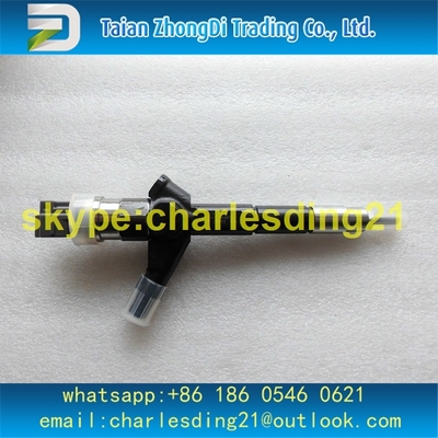 inyector común del carril 095000-0510 original y a estrenar para Nissan X-Trail T30 2.2L 16600-8H800 proveedor