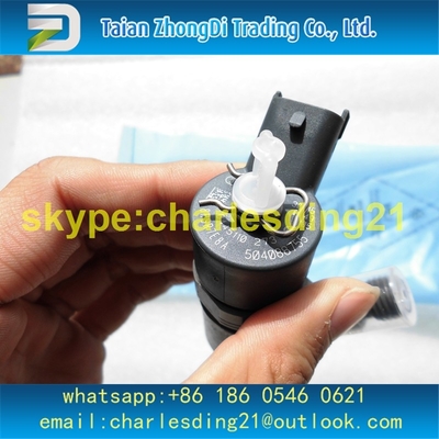 Inyector común original y nuevo 0445110273 de Bosch del carril de combustible para IVECO, FIAT 504088755, NUEVA HOLANDA 504377671 proveedor