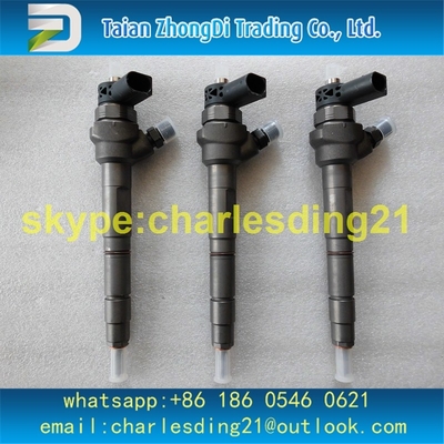 Inyector común original y nuevo 0445110369 de Bosch del carril de combustible para VOLKSWAGEN 03L130277J /0445 110 369/0 445 110 369 proveedor