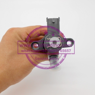 Carril común injector0445120049, 0 445 120 049 MITSUBISHI ME223750 de la original de BOSCH proveedor