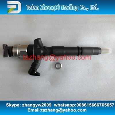 Inyector común auténtico y nuevo 23670-0L100/236700L100 /23670-0L110 de DENSO del carril proveedor