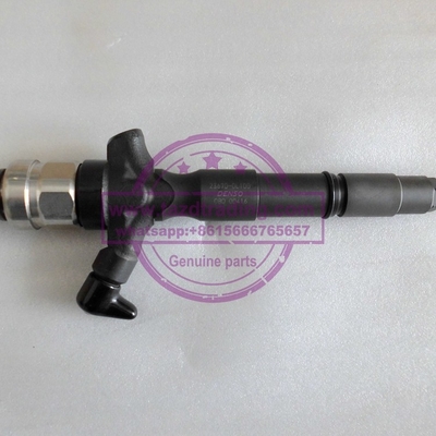 Inyector común auténtico y nuevo 23670-0L100/236700L100 /23670-0L110 de DENSO del carril proveedor